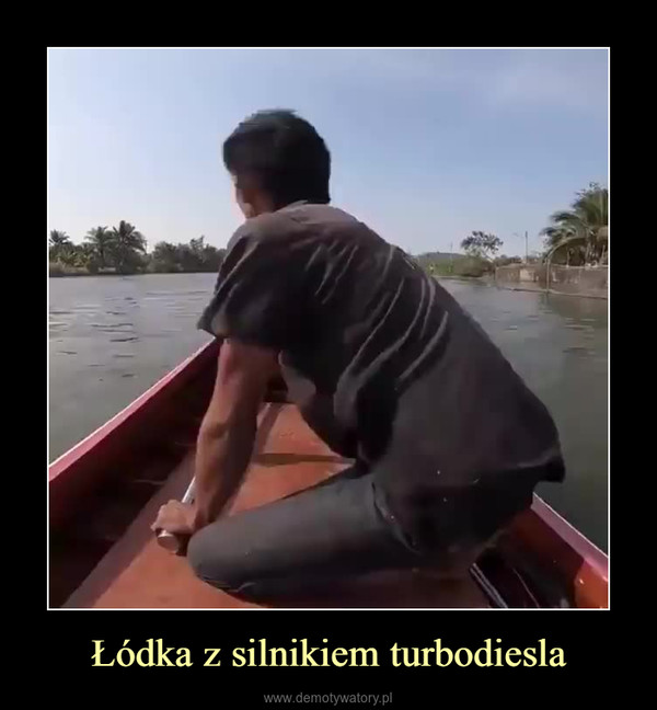 Łódka z silnikiem turbodiesla –  