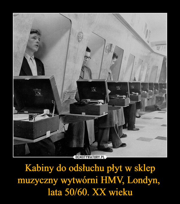 Kabiny do odsłuchu płyt w sklep muzyczny wytwórni HMV, Londyn, 
lata 50/60. XX wieku