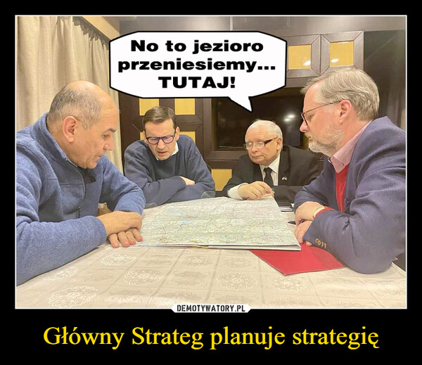 Główny Strateg planuje strategię